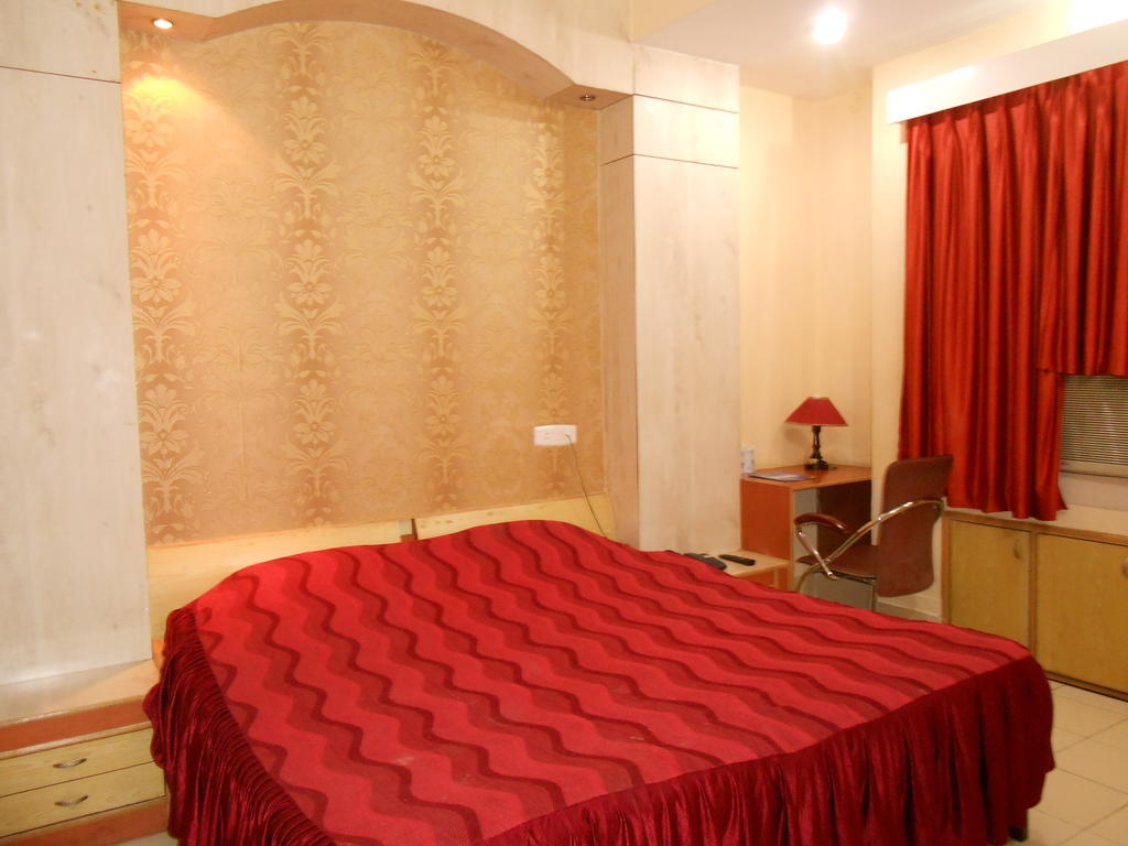 Hotel Blue Moon Guwahati Dış mekan fotoğraf